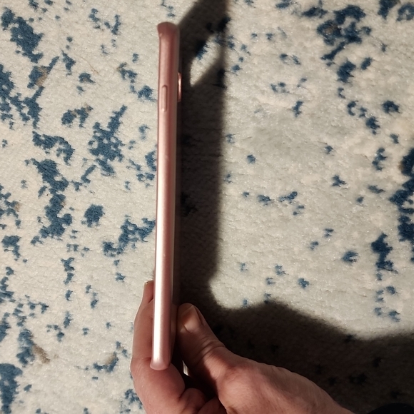 Phone case - Picture 3 of 7